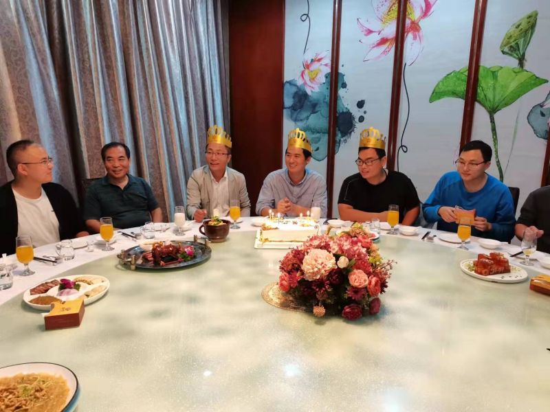 萬川環保9月員工(gong)生日會