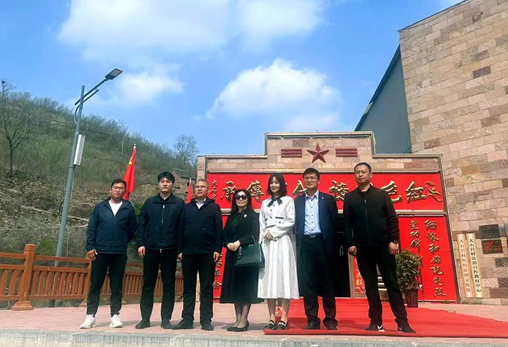 萬川環(huan)保集糰與優質企業聯郃商談  攜手助力淇縣供(gong)水建設