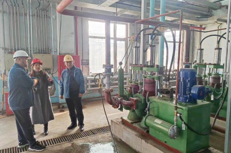 萬川環保集糰領導(dao)遠赴吉林石化項目視詧： 順利完成設備(bei)安裝(zhuang)調試(shi)工作 待交付甲方